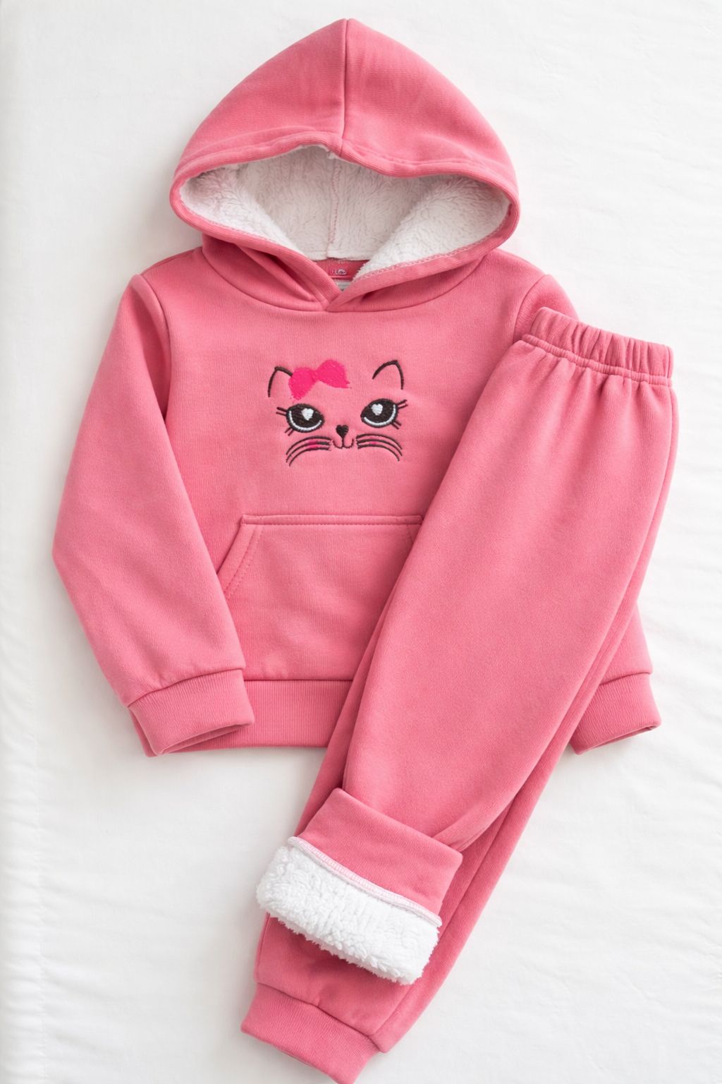 Buzo Gatita con chiporro